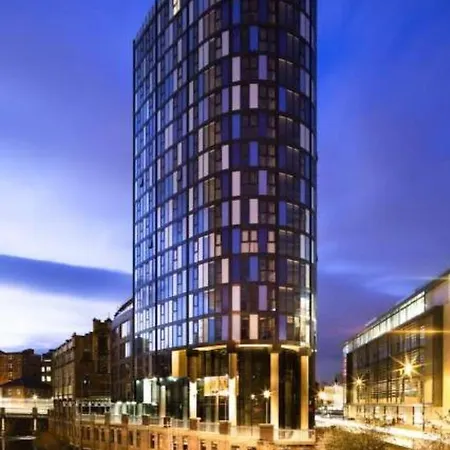 Apartment Spacious Centre 2 Bedroom *